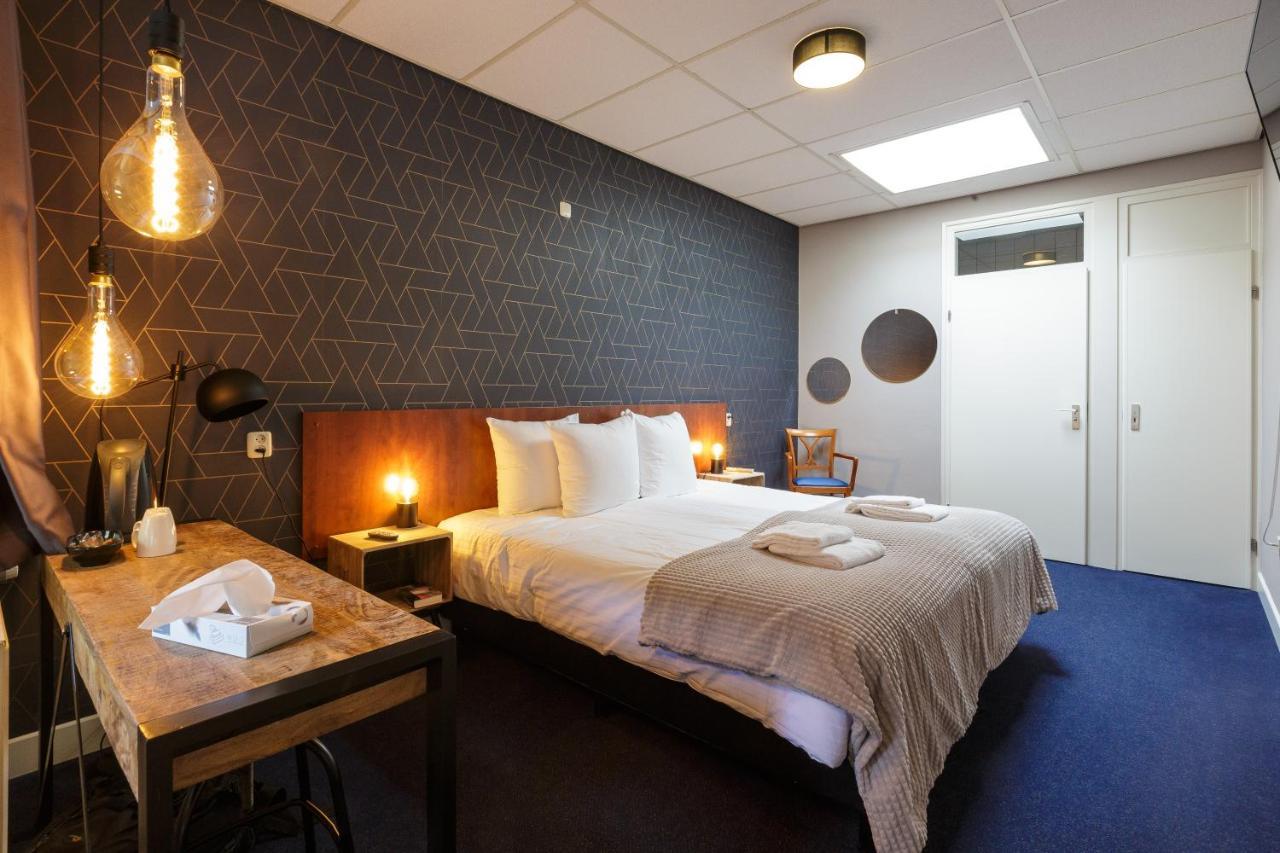 Hotel Duhoux Wirdum Luaran gambar