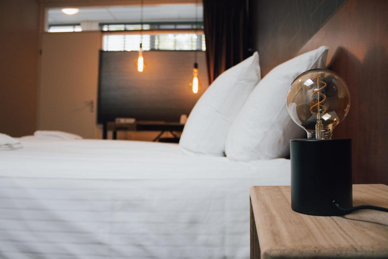 Hotel Duhoux Wirdum Luaran gambar